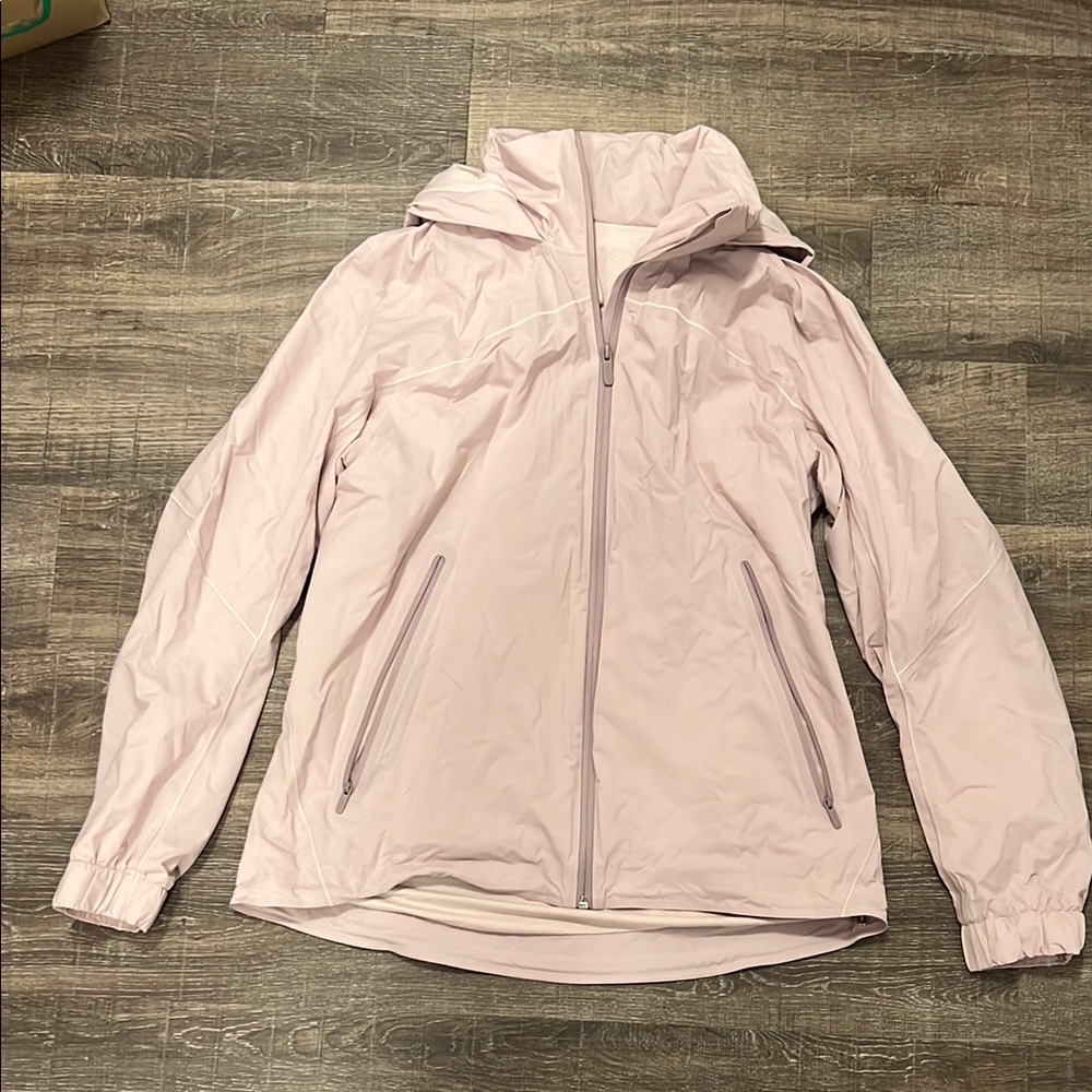 lululemon athletica lavender rain and train Jacket with High Collar
